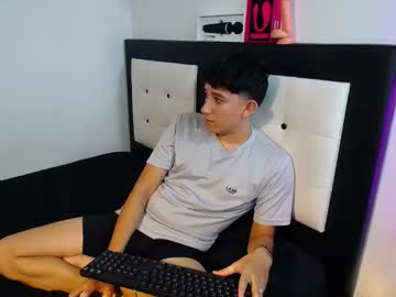 Jhon_And_Nicolle Chaturbate stream image from October 11, 2025