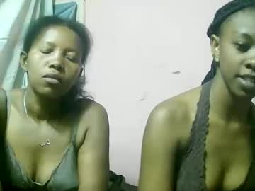 Ginette9794 Chaturbate stream image from October 11, 2025