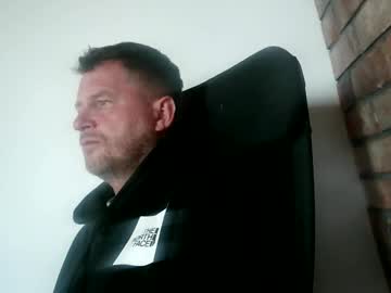 Lllukasssxxx Chaturbate stream image from October 11, 2025