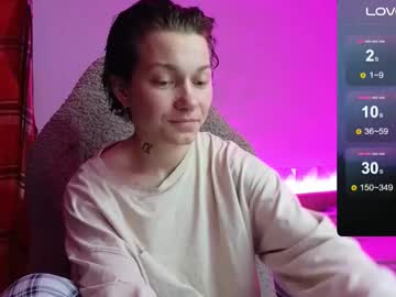 Esajukyy Chaturbate stream image from October 11, 2025