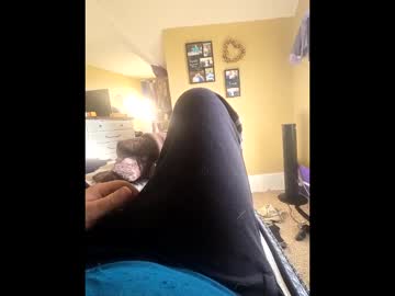 Gtizzely12 Chaturbate stream image from October 11, 2025