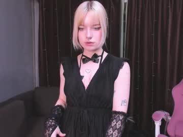 Piginnya Chaturbate stream image from October 11, 2025