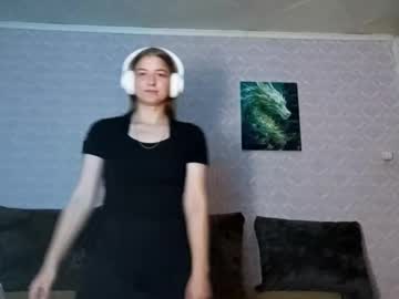 Pilarpahnke Chaturbate stream image from October 11, 2025