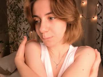 Urlovesunny Chaturbate stream image from October 11, 2025