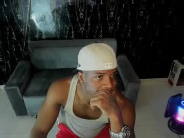 Arielbronwxxx Chaturbate stream image from October 11, 2025