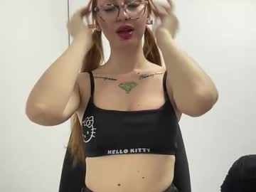 Lea_Hart Chaturbate stream image from October 11, 2025