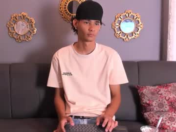 Kenix_777 Chaturbate stream image from October 11, 2025