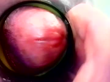 Sweetkreme69 Chaturbate stream image from October 11, 2025