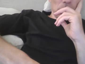 Gnusmas4you Chaturbate stream image from October 11, 2025