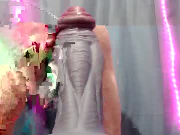 1hotwheel Chaturbate stream image from October 12, 2025