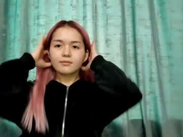 Lettycalvan Chaturbate stream image from October 12, 2025