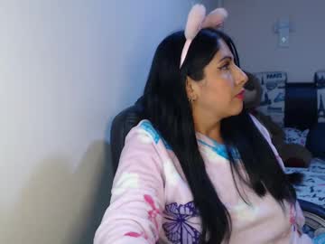 Sahotlove1 Chaturbate stream image from October 12, 2025