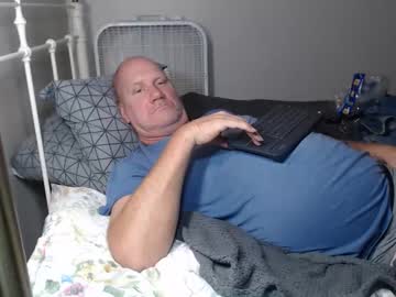Carlos_Bangs Chaturbate stream image from October 12, 2025
