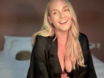 Swedish_Candii Chaturbate stream image from October 12, 2025