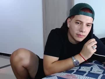 Aharon_G Chaturbate stream image from October 12, 2025