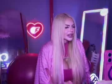 Plasticfuckdoll Chaturbate stream image from October 12, 2025