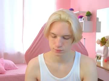 Ron_Vilsx Chaturbate stream image from October 12, 2025