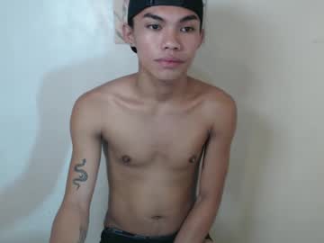 Urhotguysanny Chaturbate stream image from October 12, 2025