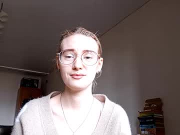 Norinebaeza Chaturbate stream image from October 12, 2025