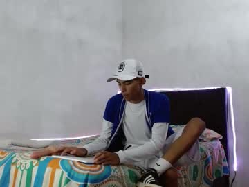 Paulosex12 Chaturbate stream image from October 12, 2025