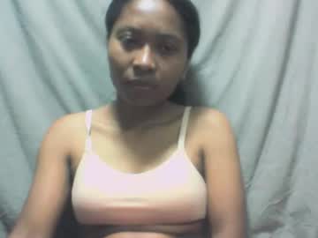 Sandy735579 Chaturbate stream image from October 12, 2025