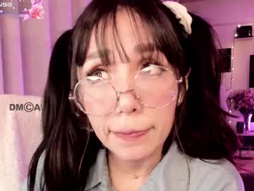 Shyangie24 Chaturbate stream image from October 12, 2025