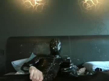 Rubberboybel Chaturbate stream image from October 12, 2025