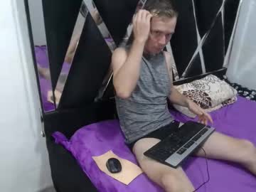 Hot_Mann11 Chaturbate stream image from October 12, 2025