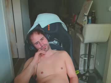 Kampfzw3rg592 Chaturbate stream image from October 12, 2025