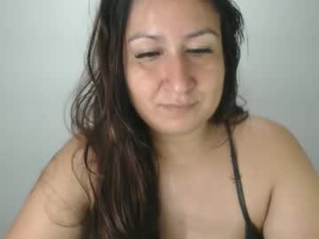 Lina_Playful Chaturbate stream image from October 12, 2025