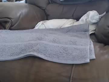 Henryjxxx Chaturbate stream image from October 12, 2025