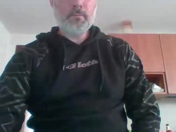 Caldoski Chaturbate stream image from October 12, 2025