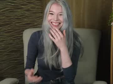 Monahase Chaturbate stream image from October 12, 2025