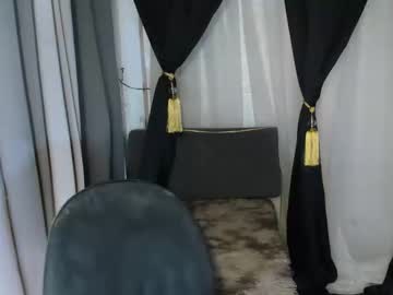 Gwenngoddess Chaturbate stream image from October 12, 2025
