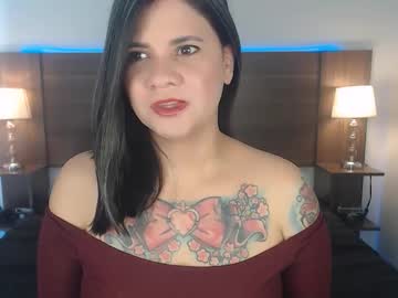 Daniellerain Chaturbate stream image from October 12, 2025