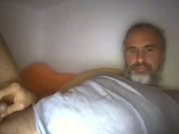 Freelove443 Chaturbate stream image from October 12, 2025