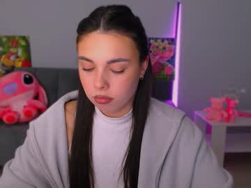 Queenofthesense Chaturbate stream image from October 12, 2025