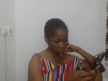 Urflirtydoll Chaturbate stream image from October 12, 2025