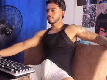 Davide_Daniels Chaturbate stream image from October 12, 2025