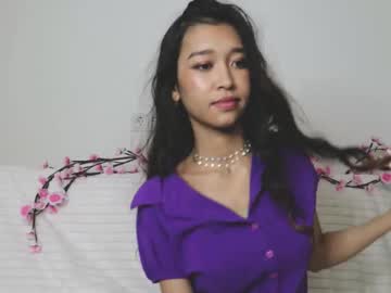 Isauraangeletti Chaturbate stream image from October 12, 2025