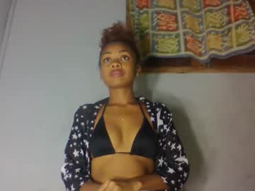 Meliana98 Chaturbate stream image from October 12, 2025