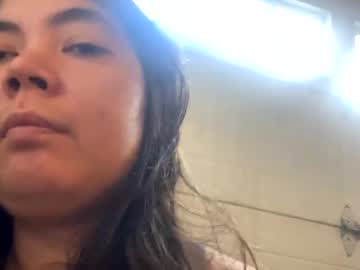 Oxovickyoxo Chaturbate stream image from October 12, 2025