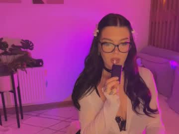 Adelinaacute Chaturbate stream image from October 12, 2025