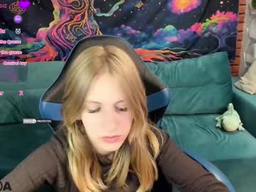 Olisa_Fox Chaturbate stream image from October 12, 2025