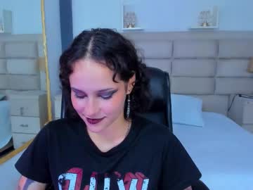 Annythomsonn Chaturbate stream image from October 12, 2025