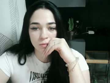 Lunikdarya Chaturbate stream image from October 12, 2025