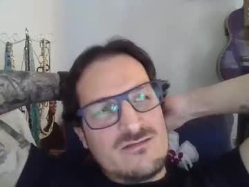 Santiagorivera012477 Chaturbate stream image from October 12, 2025