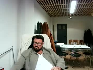 Maythe4bwu Chaturbate stream image from October 12, 2025