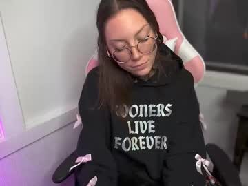 Spacecowwhore Chaturbate stream image from October 12, 2025