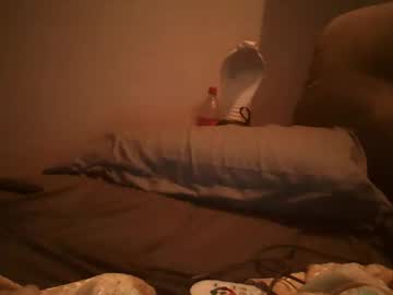 Chrisnew060 Chaturbate stream image from October 12, 2025